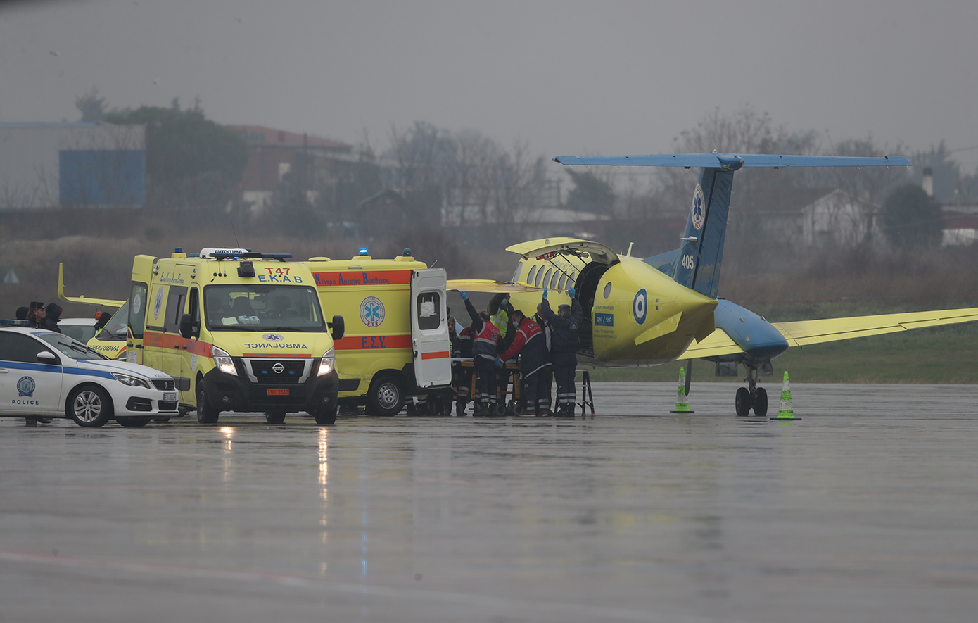 Στην Ελλάδα οι δύο τραυματίες στο φριχτό τροχαίο στη Ρουμανία &#8211; Βουβός θρήνος στην Τούμπα για τους επτά οπαδούς του ΠΑΟΚ