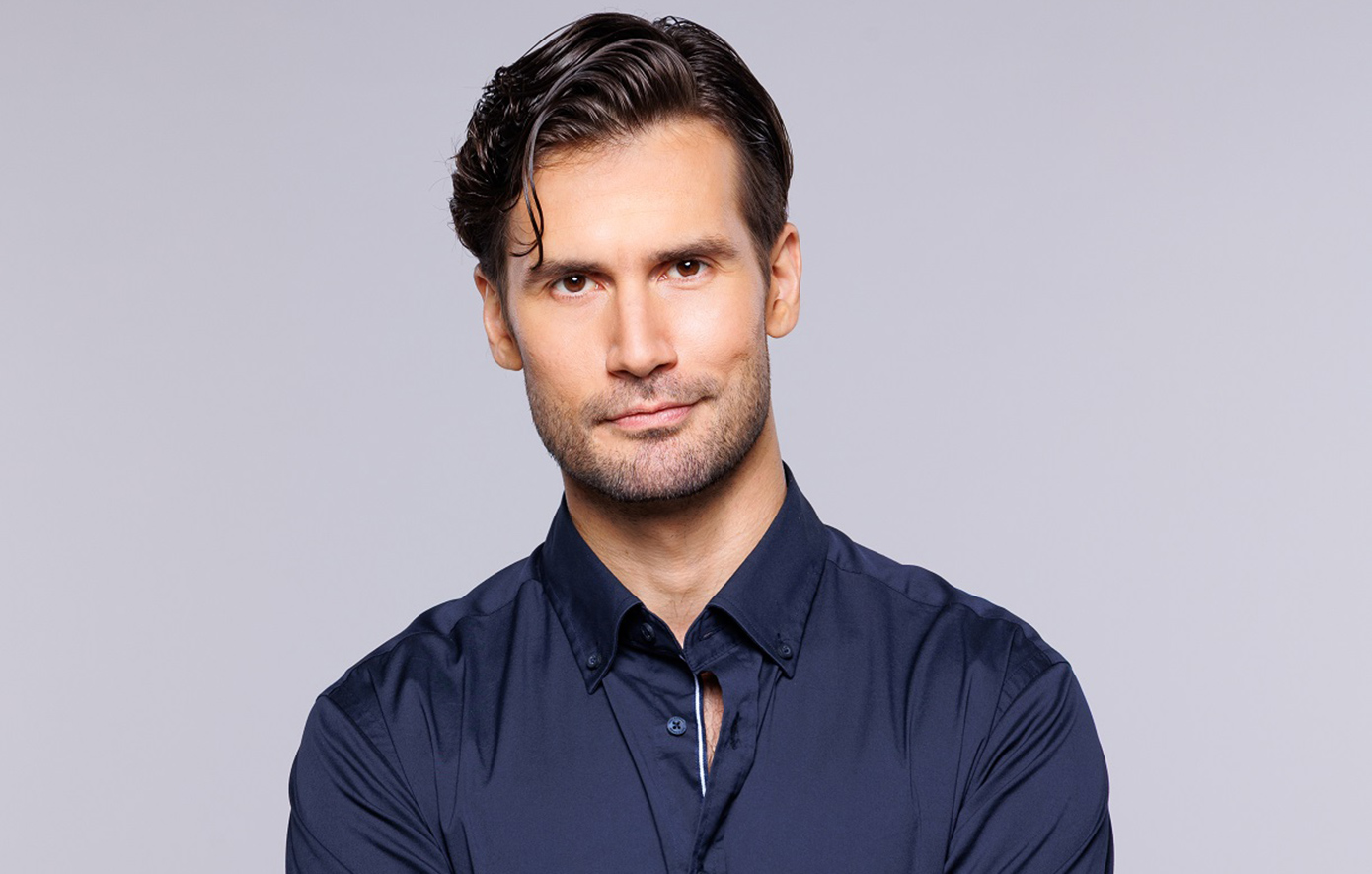 «Μπαμπά, σ’ αγαπώ» &#8211; Αναστάσης Ροϊλός: «Από την πρώτη στιγμή είχαμε τρομερή χημεία με τον μικρό Ιάσονα, που υποδύεται τον γιο μου»