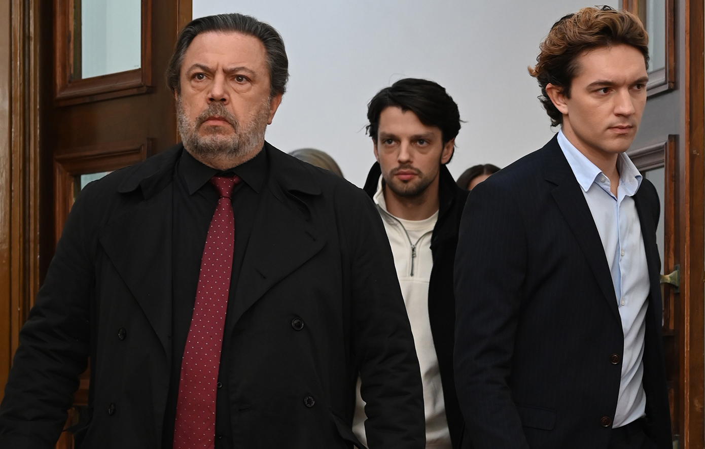 Να μ' αγαπάς