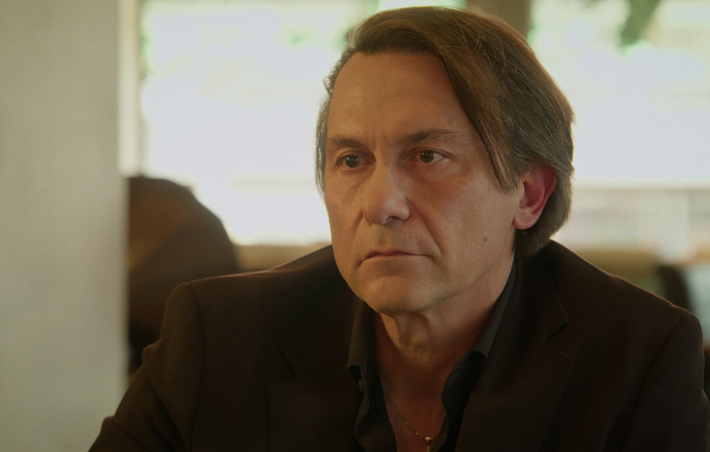 Να μ' αγαπάς