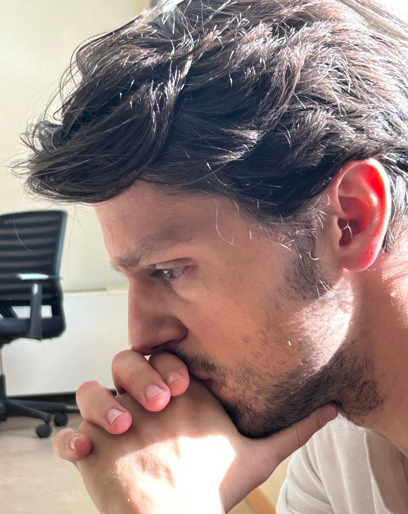 Να μ' αγαπάς