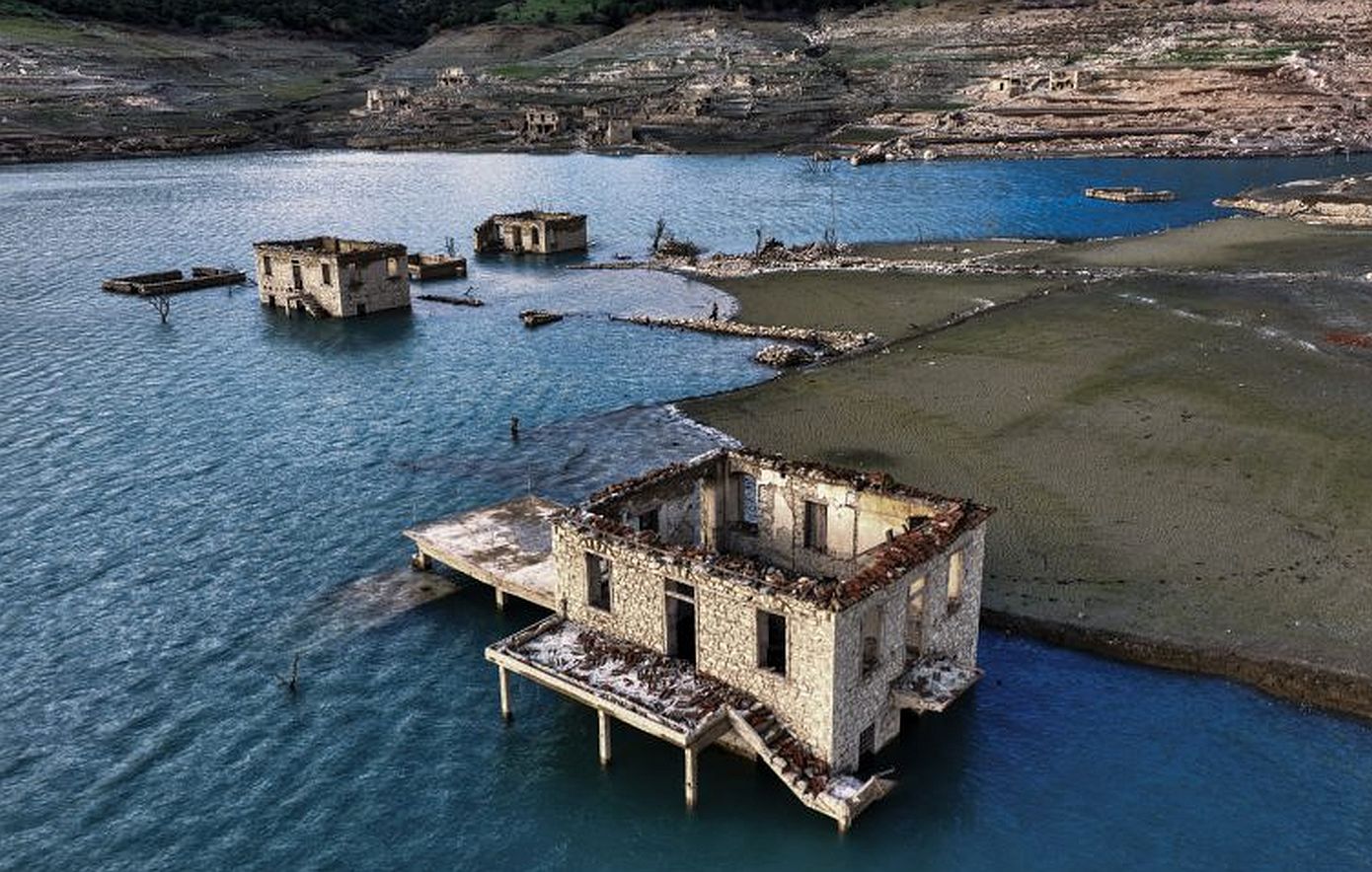 Αυξήθηκαν τα αποθέματα νερού μετά την κακοκαιρία στο Φράγμα Πηνειού – «Ανάσα» και για τη λίμνη του Μόρνου