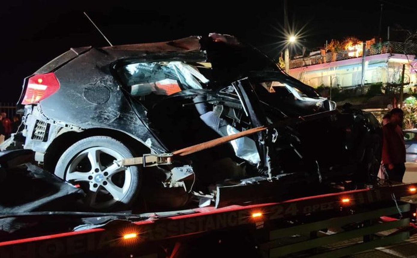 Κορίτσι και αγόρι, οι δύο νεκροί στο τροχαίο στην Πάτρα – Συγκλονίζει η εικόνα του Ι.Χ. μετά το δυστύχημα