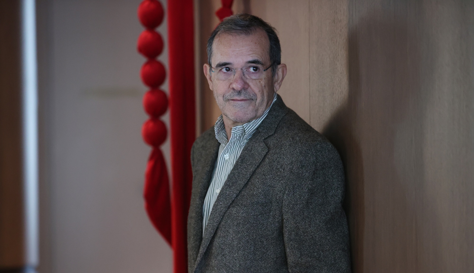 Παύλος Τσίμας στο Newsbeast: Ο Σαββόπουλος δεν τραγουδούσε για μια ιδανική Ελλάδα, αλλά για μια Ελλάδα που της αξίζει κάτι καλύτερο