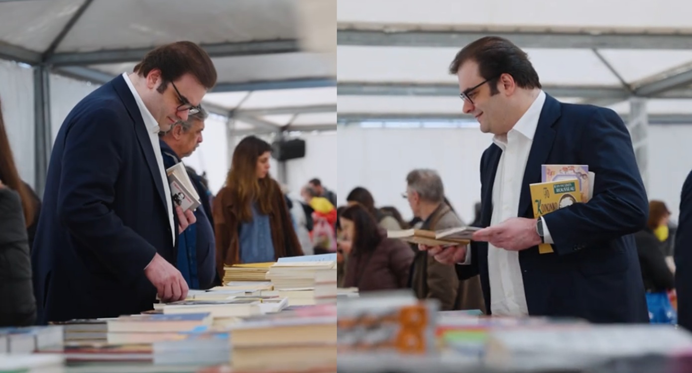 O Κυριάκος Πιερρακάκης έφυγε με δύο τσάντες βιβλία από το 29ο παζάρι &#8211; Δείτε βίντεο