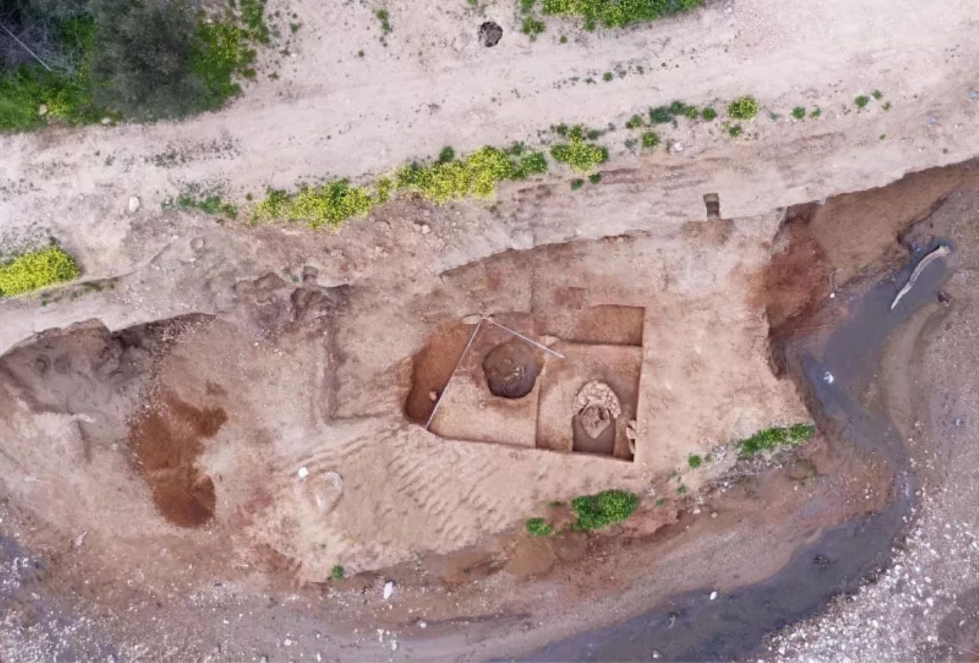 Ο πίθος που έκρυβε δύο ανθρώπους και μια ιστορία 5.000 χρόνων &#8211; Σημαντικά αρχαιολογικά ευρήματα στη Ραφήνα