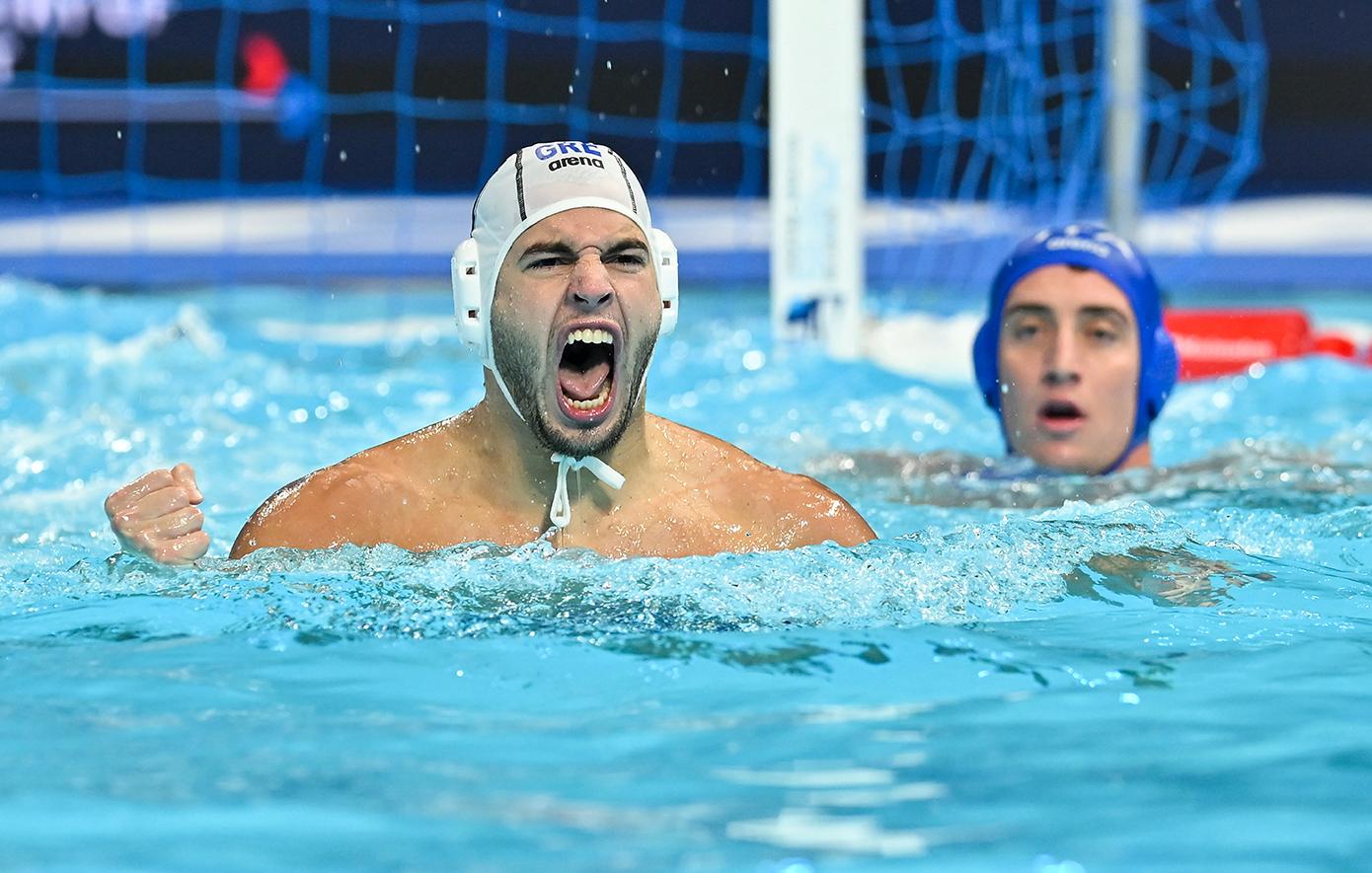 Η Ελλάδα κέρδισε 15-13 την Ιταλία στο Βελιγράδι και πάει στα ημιτελικά του Ευρωπαϊκού