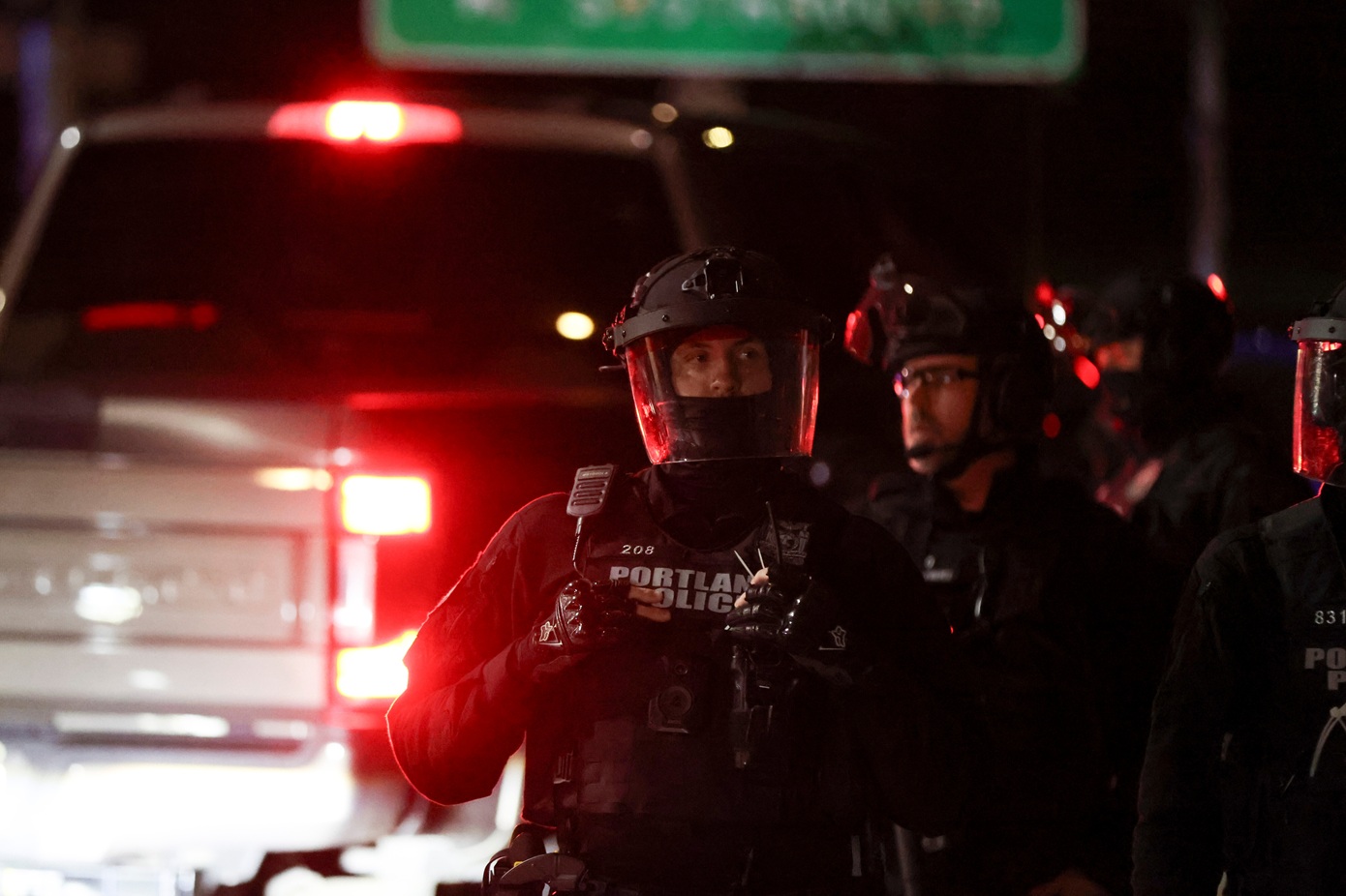 Δύο άτομα στο νοσοκομείο από πυρά ομοσπονδιακών πρακτόρων στο Πόρτλαντ