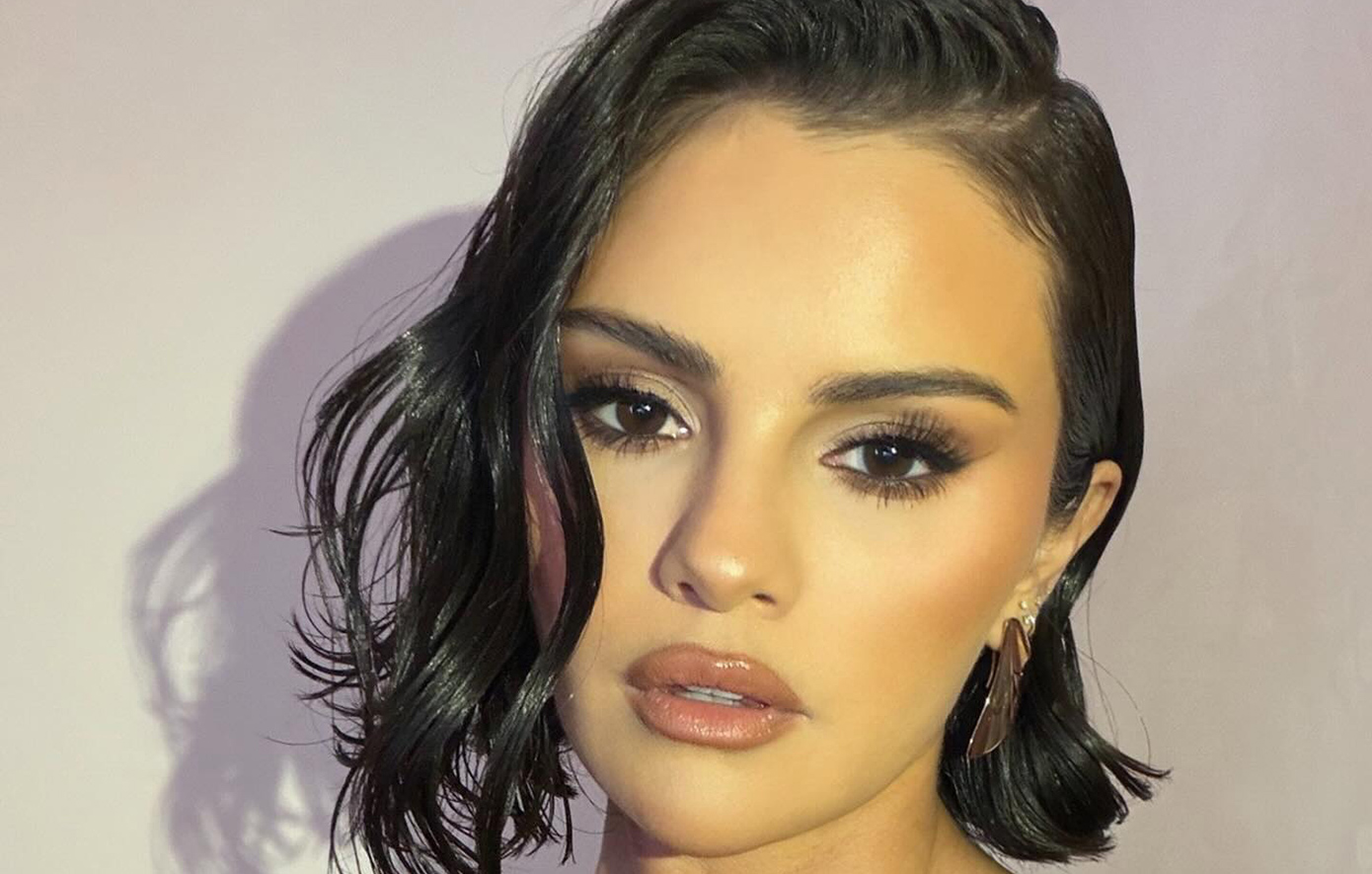 Η Σελένα Γκόμεζ άφησε στην άκρη την λάμψη και ανέβασε σπάνια selfie χωρίς μακιγιάζ