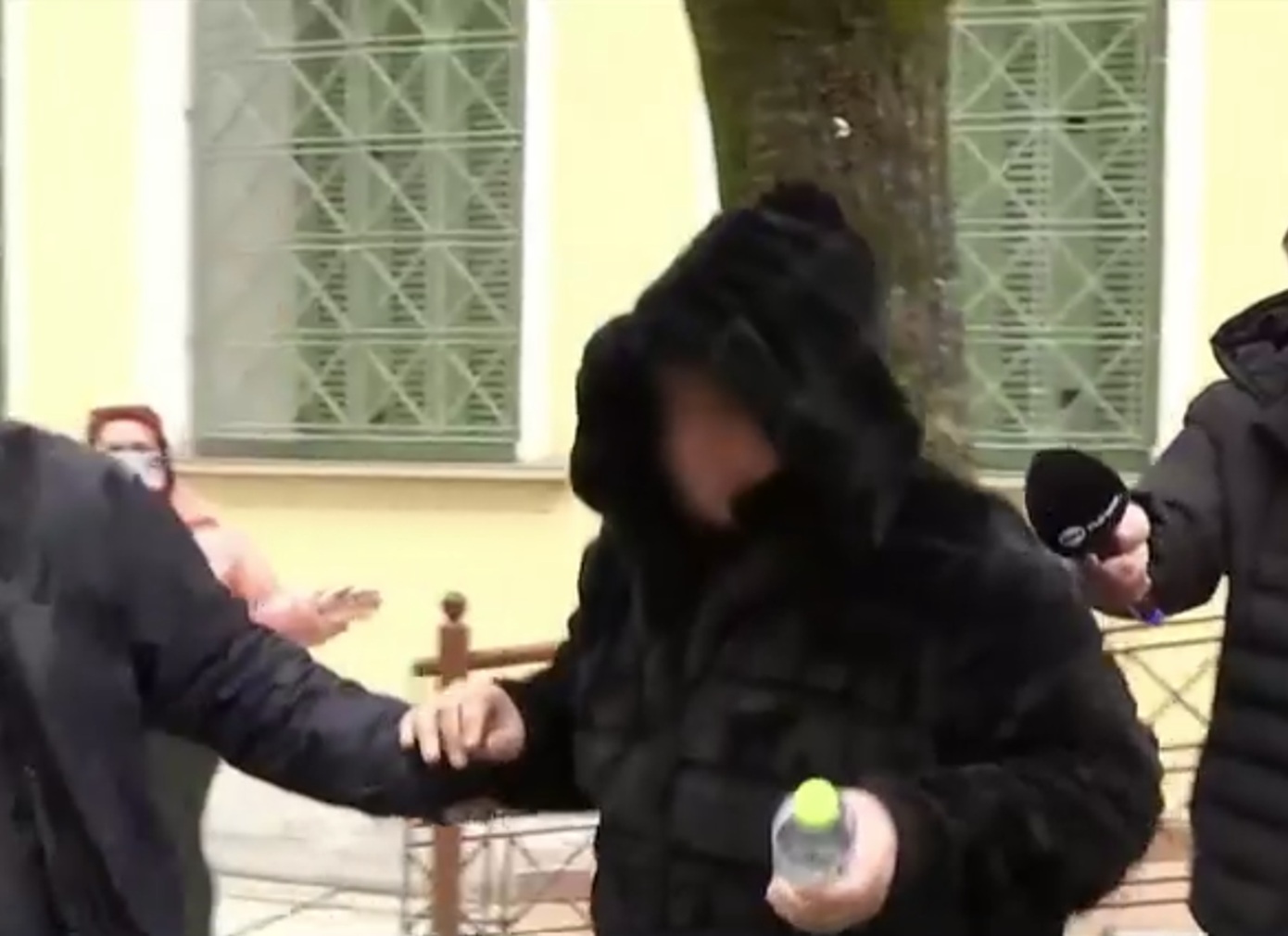 Αποκάλυψη: Η καθηγήτρια που φίμωσε μαθητή ακολουθούσε 16 χρόνια φαρμακευτική αγωγή &#8211; «Από αύριο εκτός σχολείου» λέει το υπουργείο