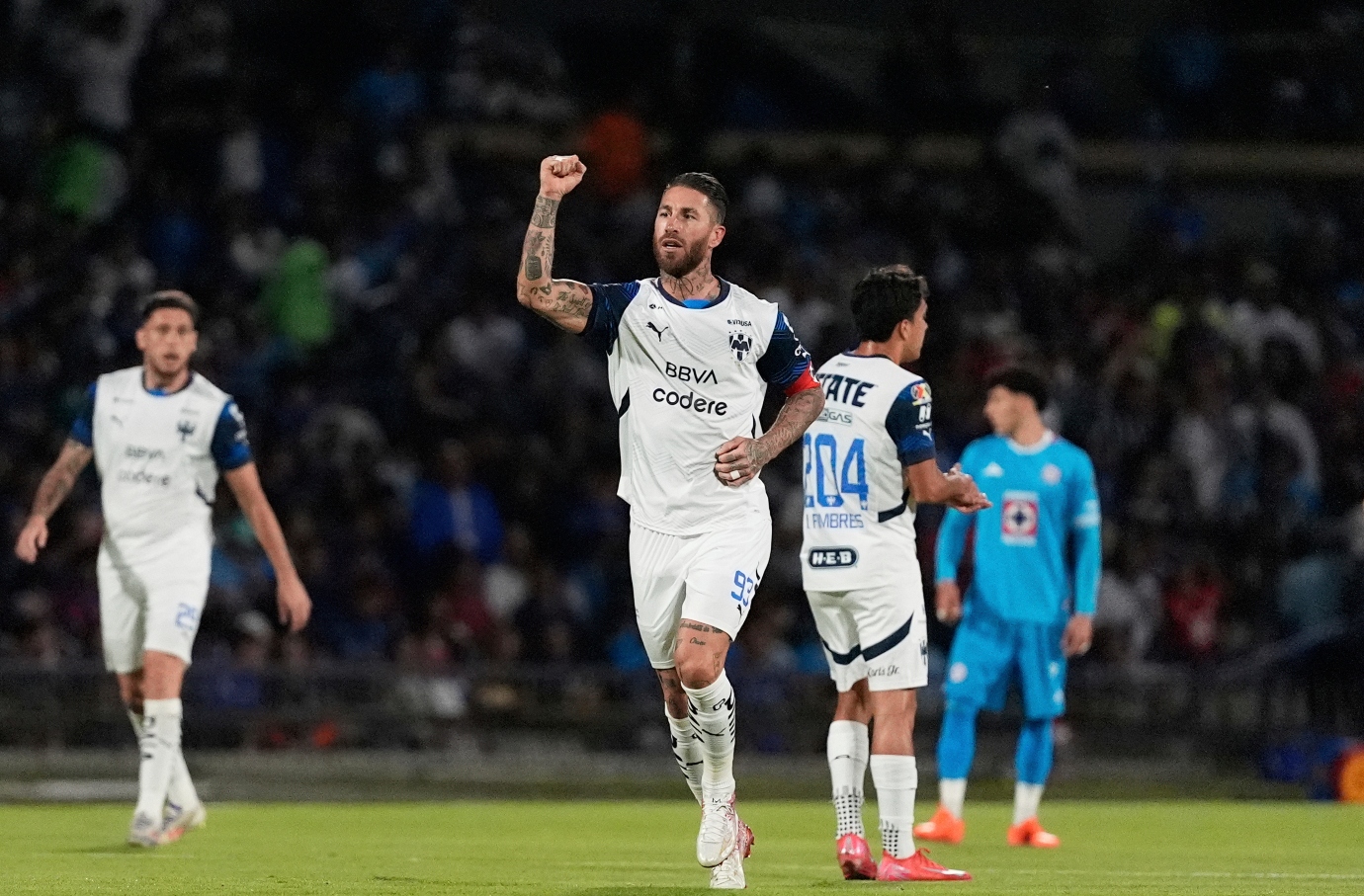 Σέρχιο Ράμος: Έκανε συμφωνία για την αγορά της Σεβίλλης, σύμφωνα με τους Ισπανούς