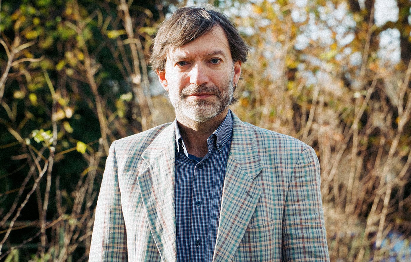 Χρήστος Θάνος: Ο έρωτας από μόνος του είναι μια ακραία επιλογή &#8211; Βγαίνεις από αυτόν έχοντας χάσει τον εαυτό σου