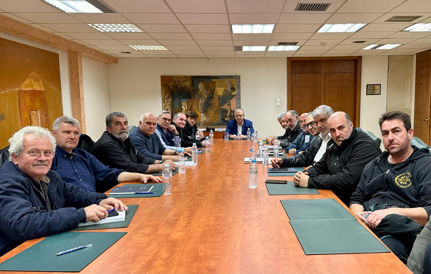 Θεοδωρικάκος: Ενισχύουμε τη λειτουργία των λαϊκών αγορών προς όφελος των καταναλωτών με νομοθετική πρωτοβουλία