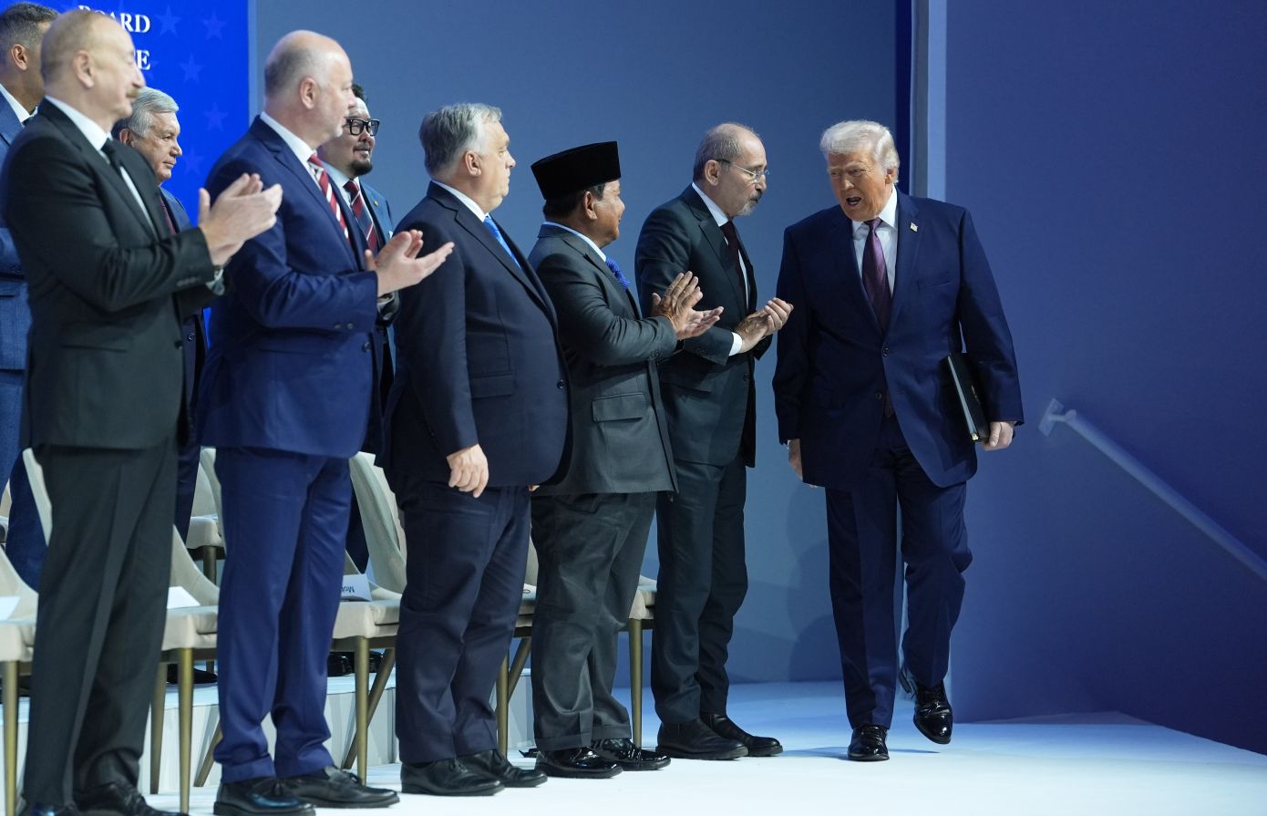 Ο Τραμπ ανακοινώνει στο Νταβός το «Συμβούλιο Ειρήνης» του – Δείτε live