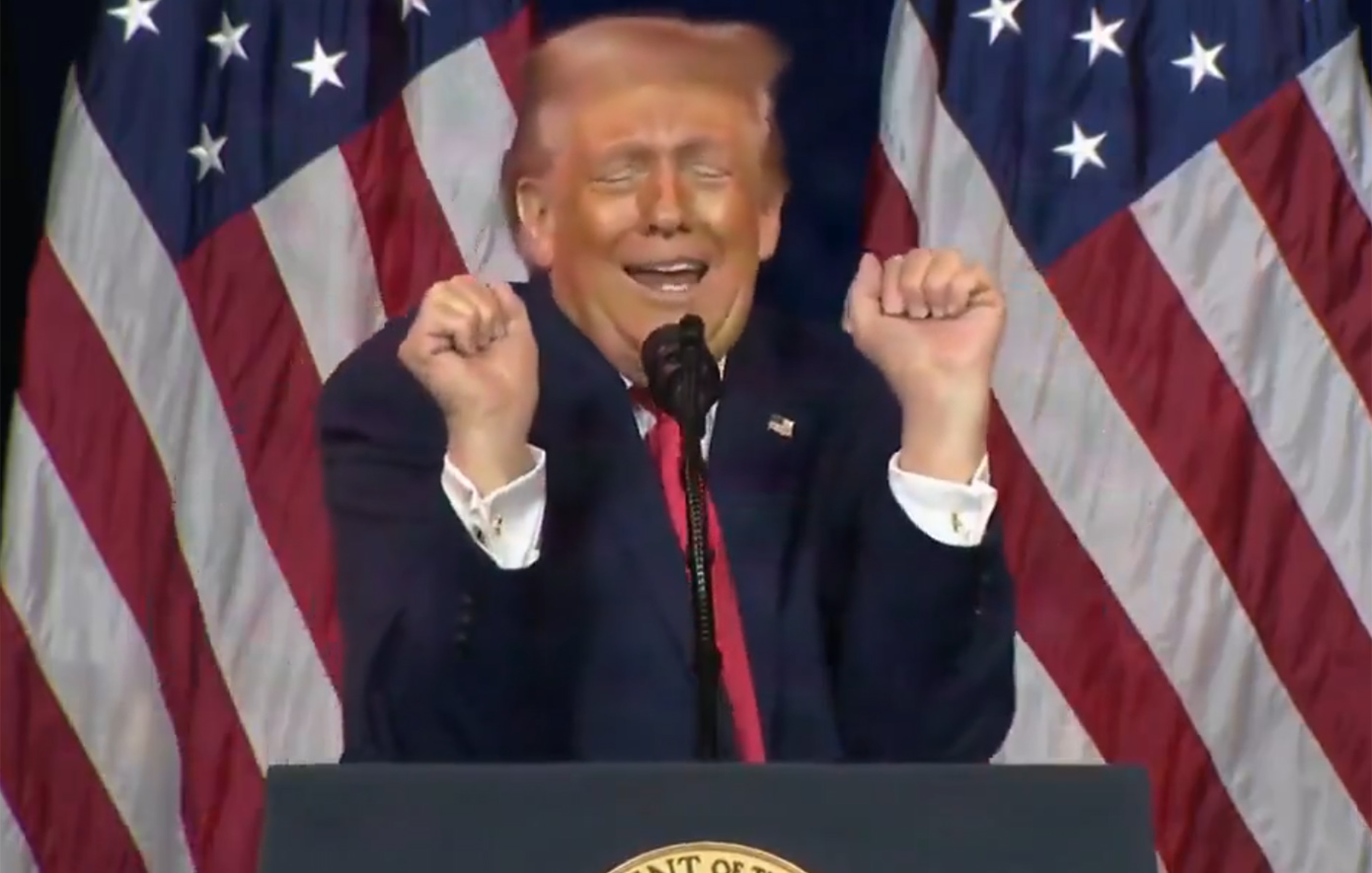 Ο Τραμπ μιμήθηκε σε ομιλία του τρανς αρσιβαρίστρια &#8211; «Η γυναίκα μου σιχαίνεται όταν το κάνω αυτό»