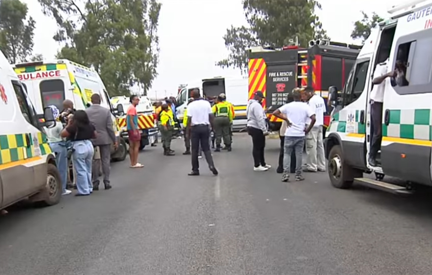 Θανατηφόρο τροχαίο στη Νότια Αφρική: Σφοδρή σύγκρουση σχολικού λεωφορείου με φορτηγό &#8211; Νεκροί 11 μαθητές