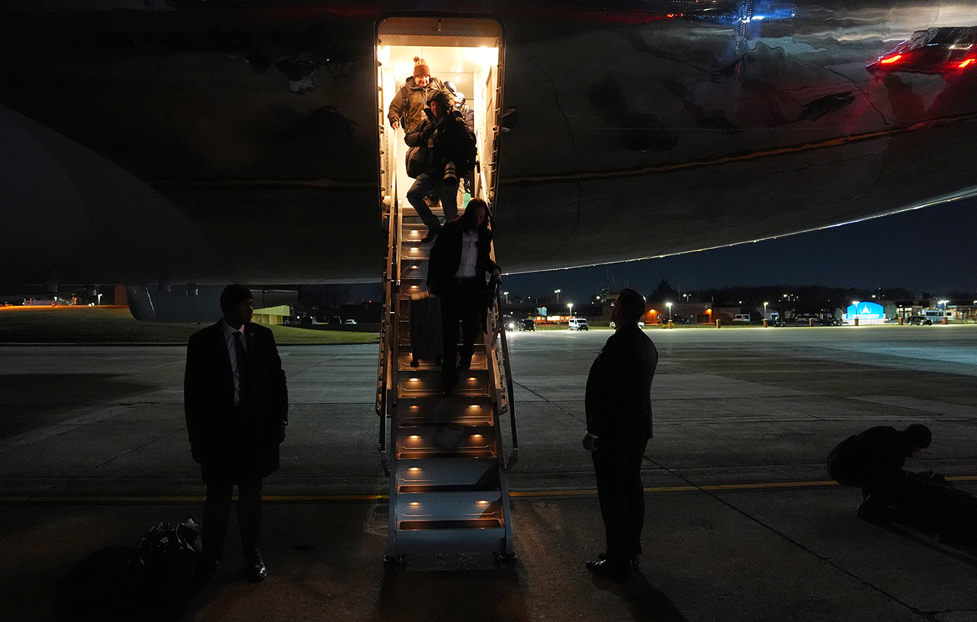 Βλάβη στο Air Force One του Τραμπ: Το αεροσκάφος έκανε αναστροφή λόγω «ήσσονος ηλεκτρικού προβλήματος»