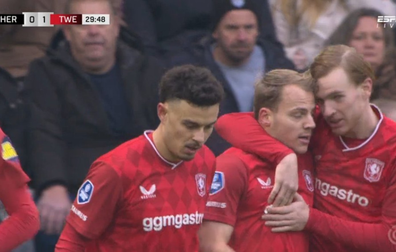 Eredivisie: Διακοπή στο Χεράκλες &#8211; Τβέντε, ποδοσφαιριστής τσακώθηκε με ball boy