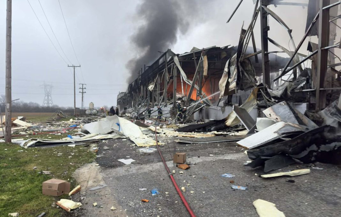 Τραγωδία στην μπισκοτοβιομηχανία Βιολάντα στα Τρίκαλα: Απανθρακώθηκαν τρεις γυναίκες, αγνοούνται ακόμη δύο