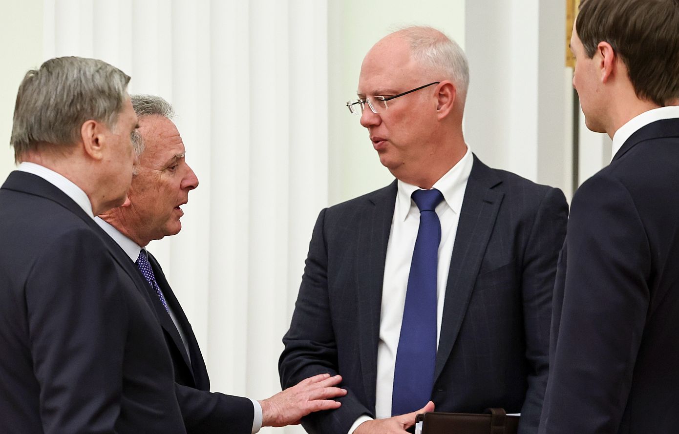 Πόλεμος στην Ουκρανία: Αμερικανοί και Ρώσοι απεσταλμένοι χαιρετίζουν μια «εποικοδομητική» συνάντηση στη Φλόριντα