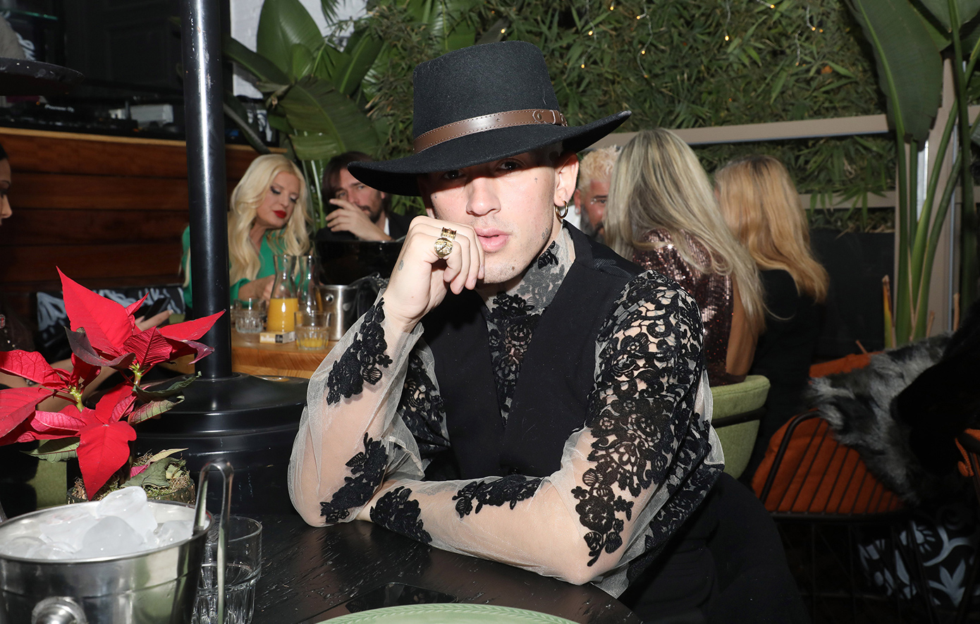 Τάσος Ξιαρχό: «Είμαι στρέιτ ομοφυλόφιλος» – Η σκληρή κριτική στη woke ατζέντα και η αποκάλυψη για το AIDS