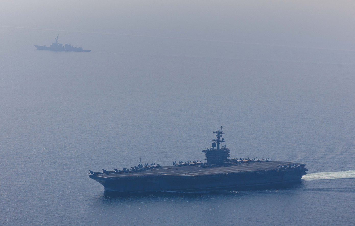Το αεροπλανοφόρο Abraham Lincoln πλέει στην Αραβική Θάλασσα &#8211; Ενισχύεται η στρατιωτική παρουσία των ΗΠΑ στη Μέση Ανατολή