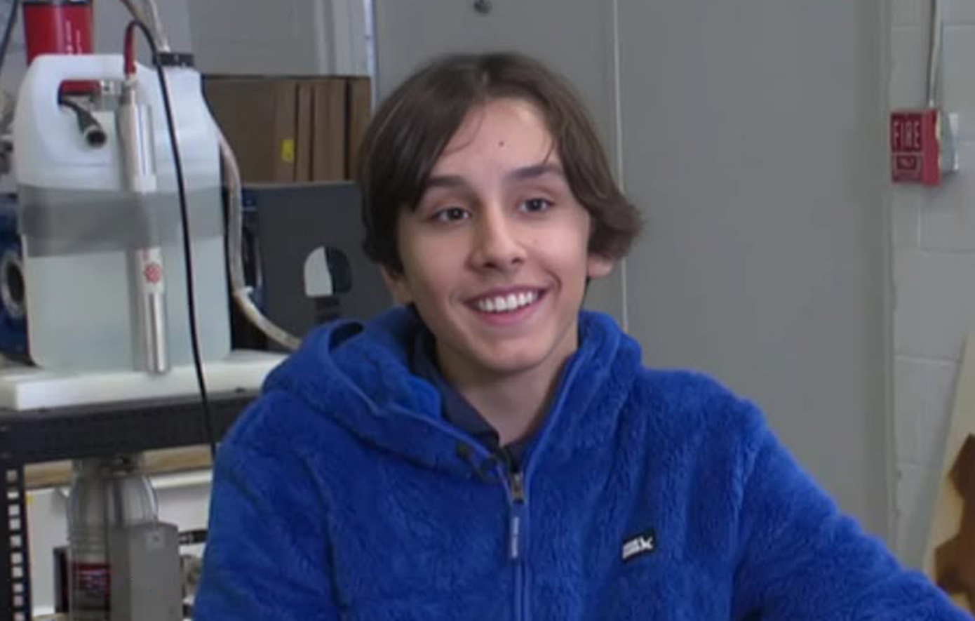 12χρονος «Αϊνστάιν» ισχυρίζεται ότι πέτυχε πυρηνική σύντηξη και προαλείφεται για το παγκόσμιο ρεκόρ Γκίνες