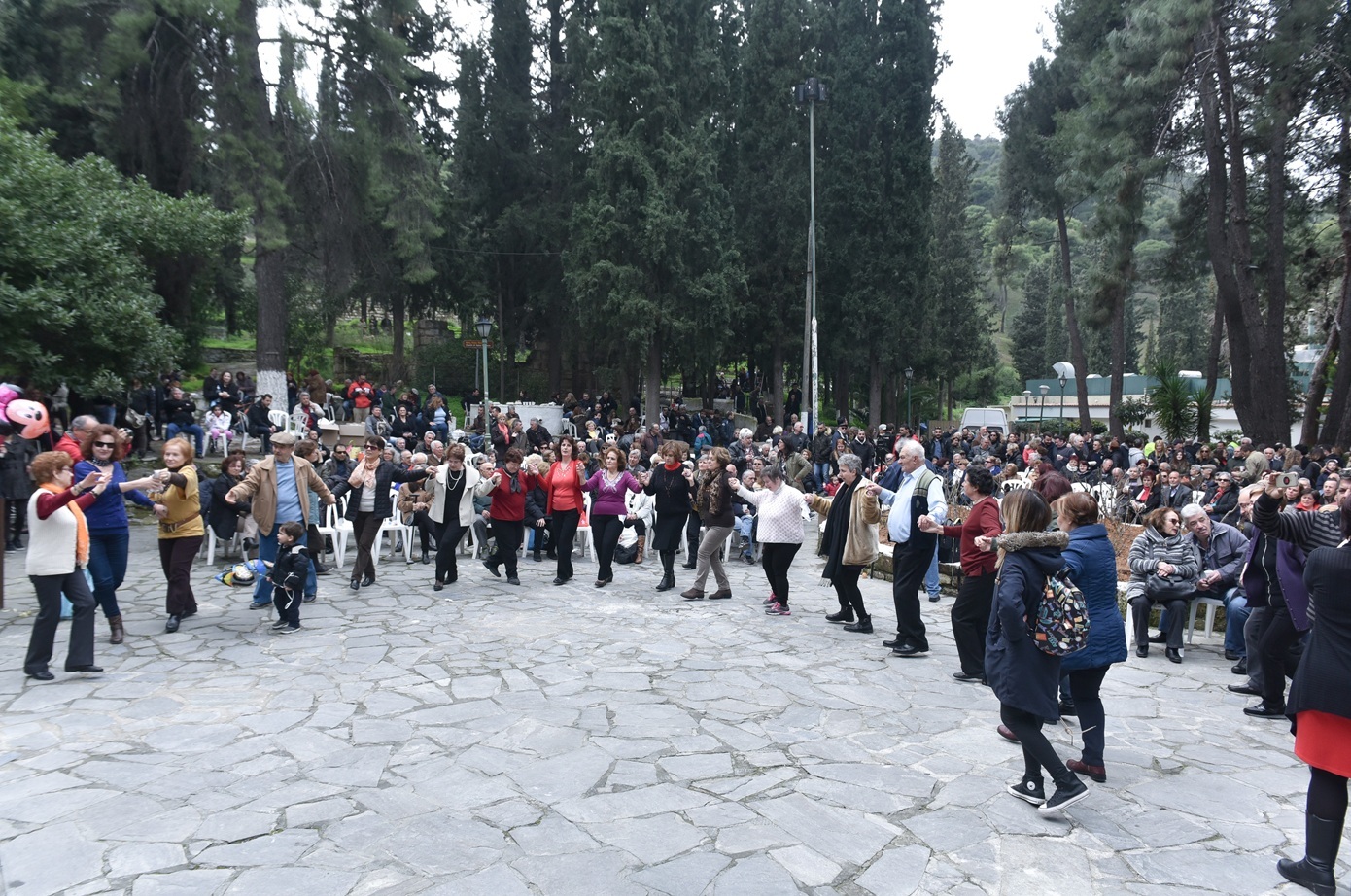 Κούλουμα παντού: Σαρακοστιανά κεράσματα, μουσική και χορός από τον λόφο Φιλοπάππου μέχρι τον Λαγκαδά &#8211; Όλες οι εκδηλώσεις