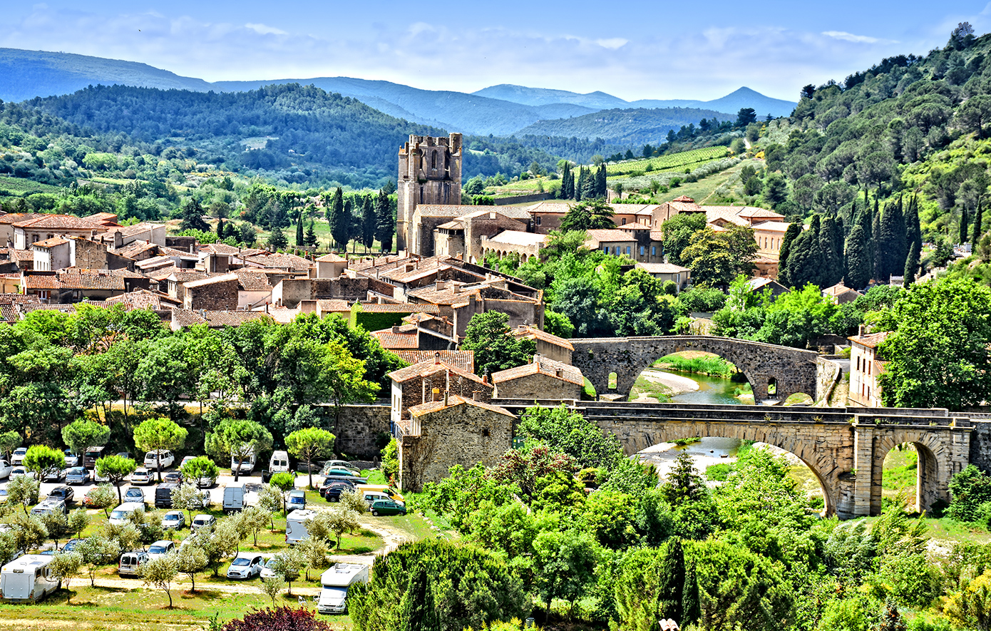 Lagrasse: Το γαλλικό χωριό των 1.200 ετών που μοιάζει να βγήκε από παραμύθι