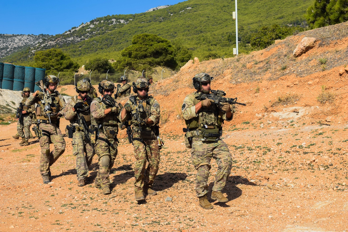 Ελληνική στρατιωτική αποστολή στη Γάζα με μάχιμο τμήμα έως 150 άτομα και τεθωρακισμένα οχήματα