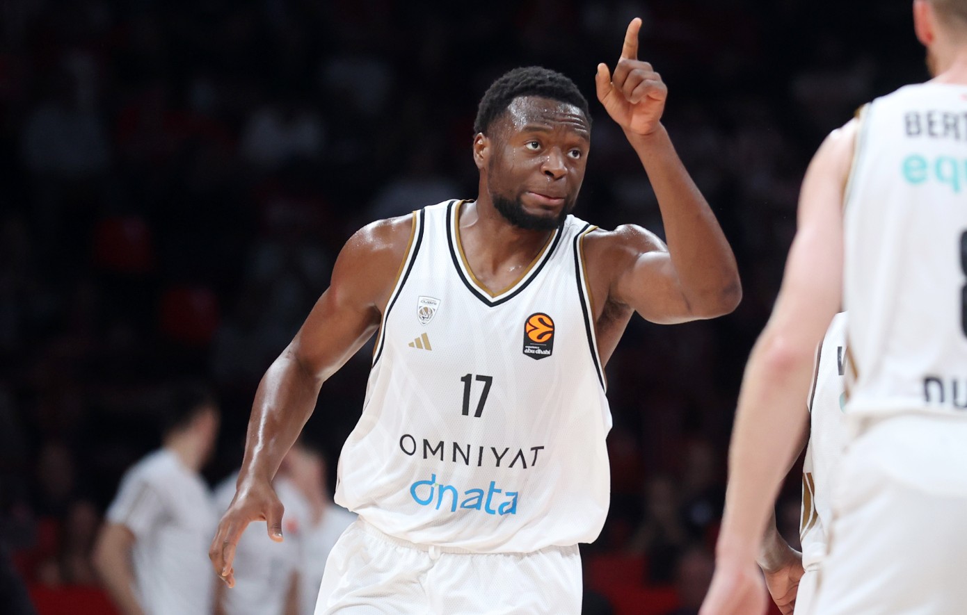 «Διέλυσε» και τον Ολυμπιακό ο Καμπενγκέλε, αλλά ο Παναθηναϊκός τον… έκοψε για εξωαγωνιστικό λόγο