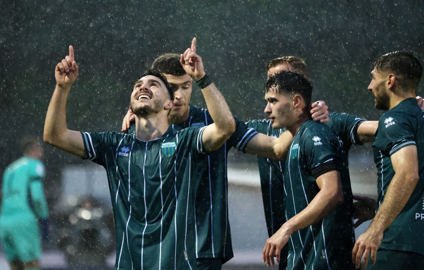 Λεβαδειακός &#8211; Αστέρας Τρίπολης 3-1: Χόρευε στη βροχή και πλησίασε στην Ευρώπη