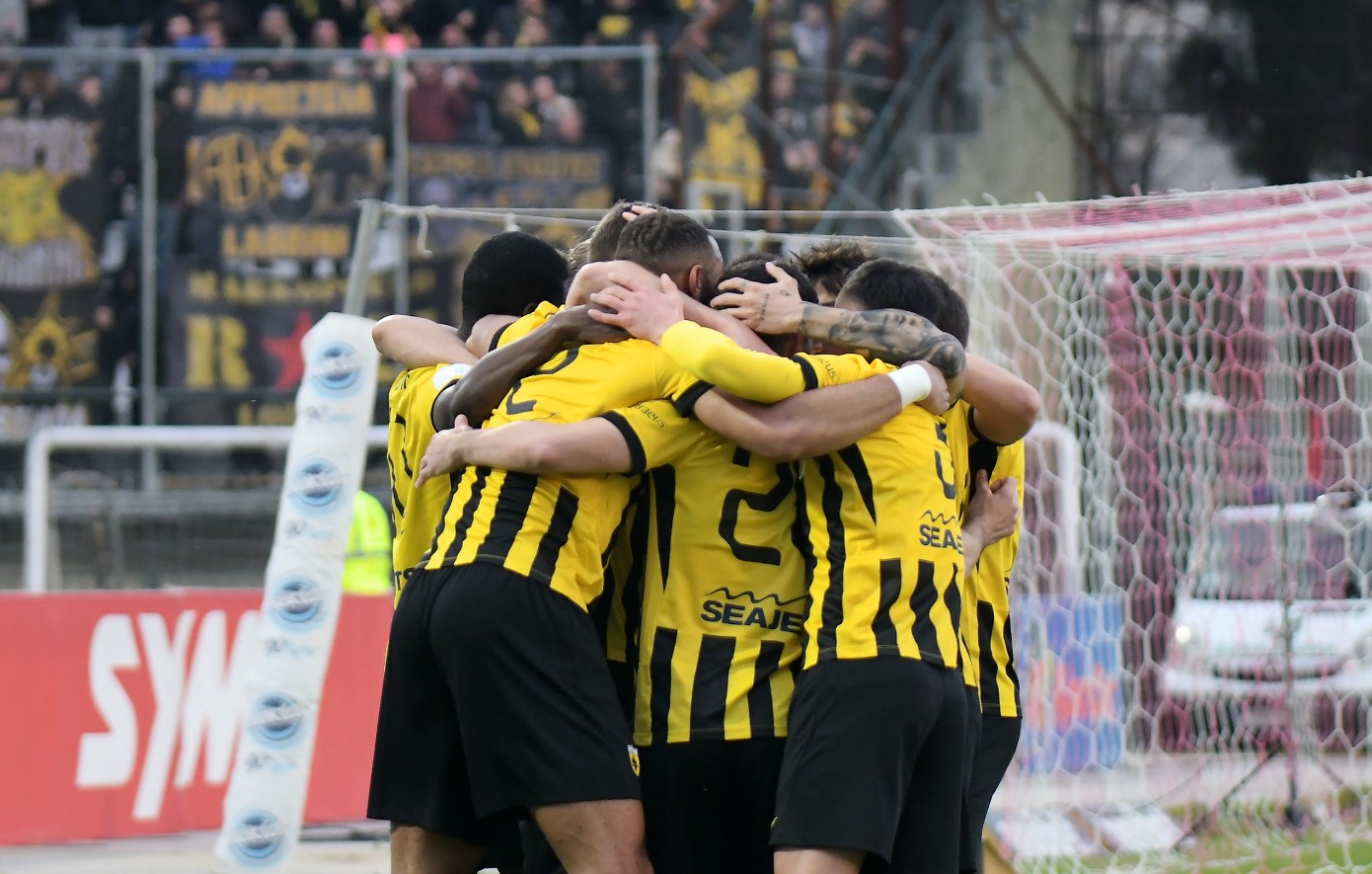 Πανσερραϊκός &#8211; ΑΕΚ 0-4: Ξέσπασμα με Βάργκα