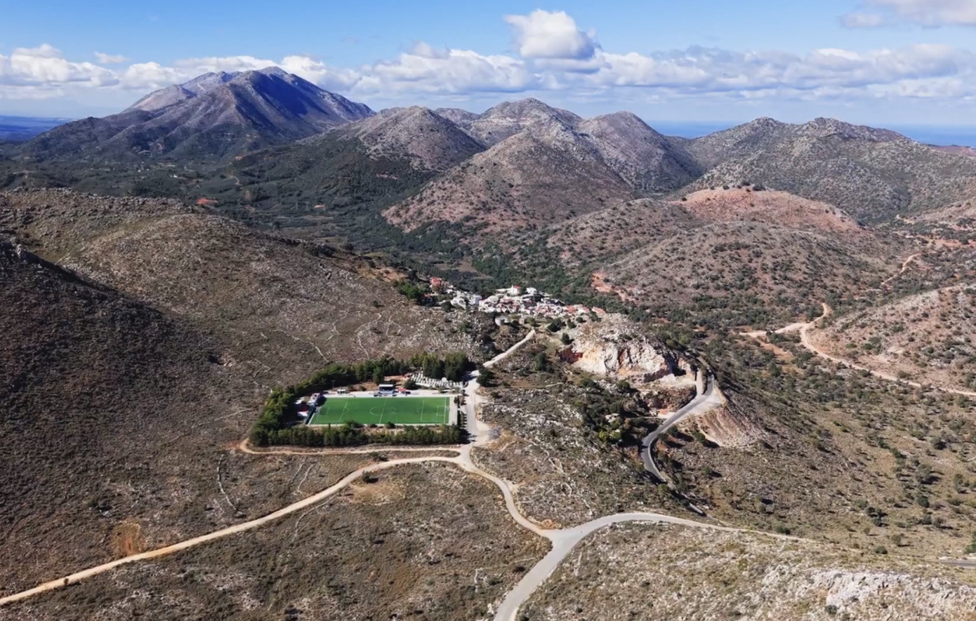 Το ταξίδι του «Βίλατζ Λιμπερταδόρες» ξεκινά την Πέμπτη 12 Φεβρουαρίου, στις 23:40 στο MEGA.