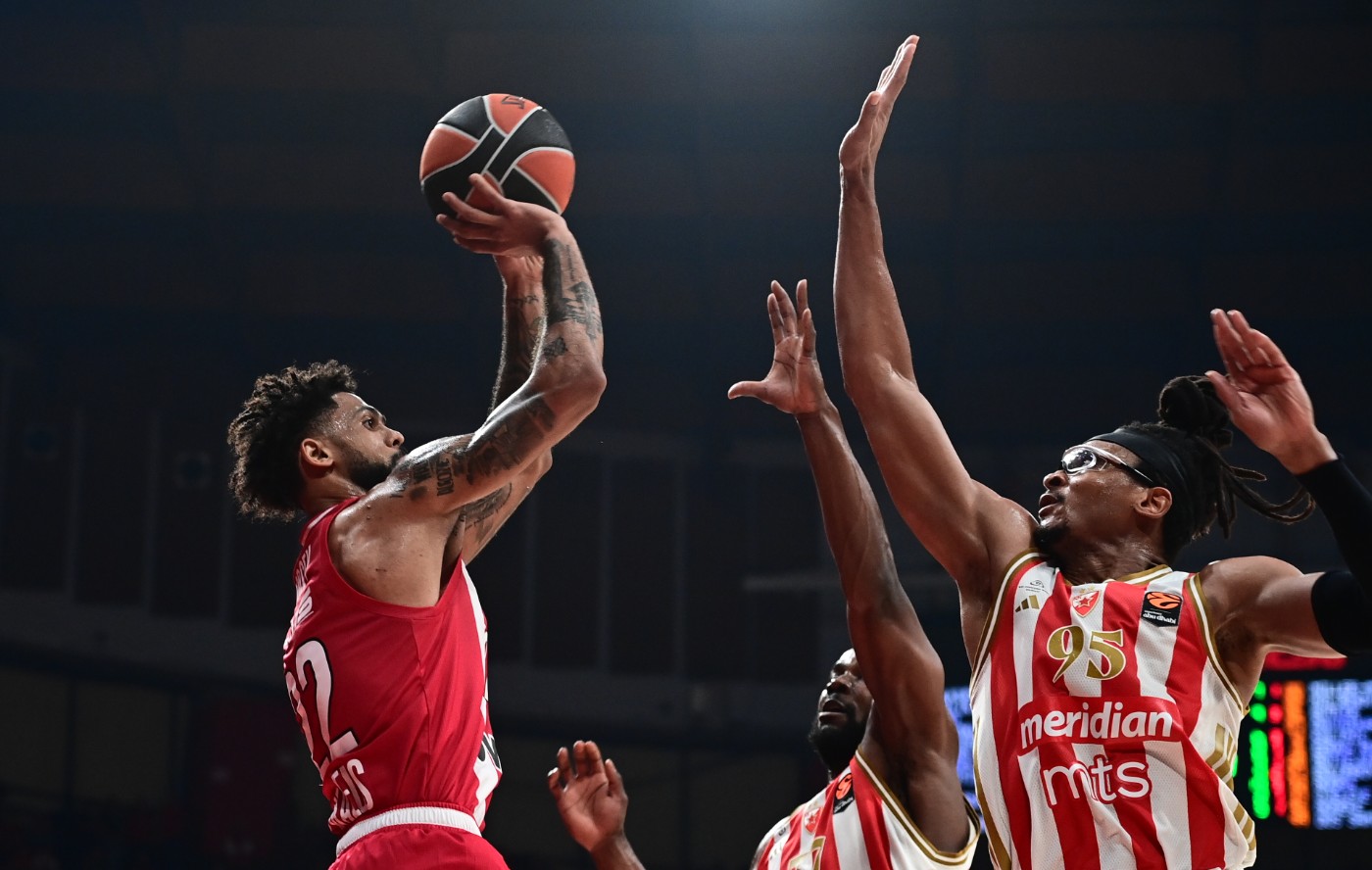 Επέστρεψε ο Ντόρσεϊ από τις ΗΠΑ – Τελευταία στιγμή για Μιλουτίνοφ και Τζόουνς