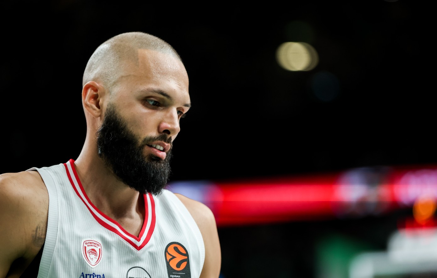 Φουρνιέ για Μπαρτζώκα: Βράζει το αίμα μας, τον αγαπάω πολύ