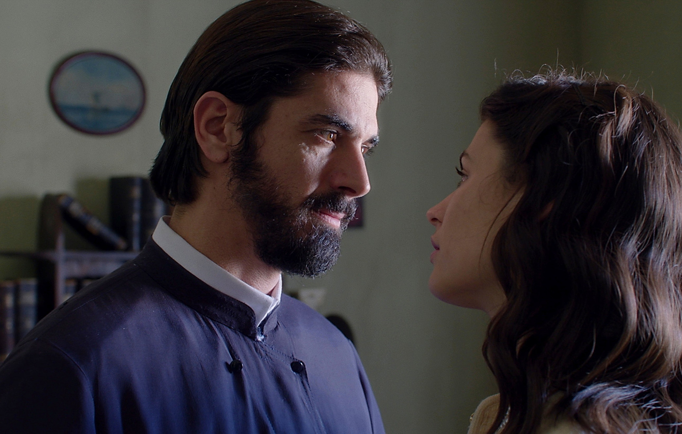 Άγιος έρωτας &#8211; Spoiler: Χλόη και π. Νικόλαος ρισκάρουν τα πάντα για τον έρωτά τους