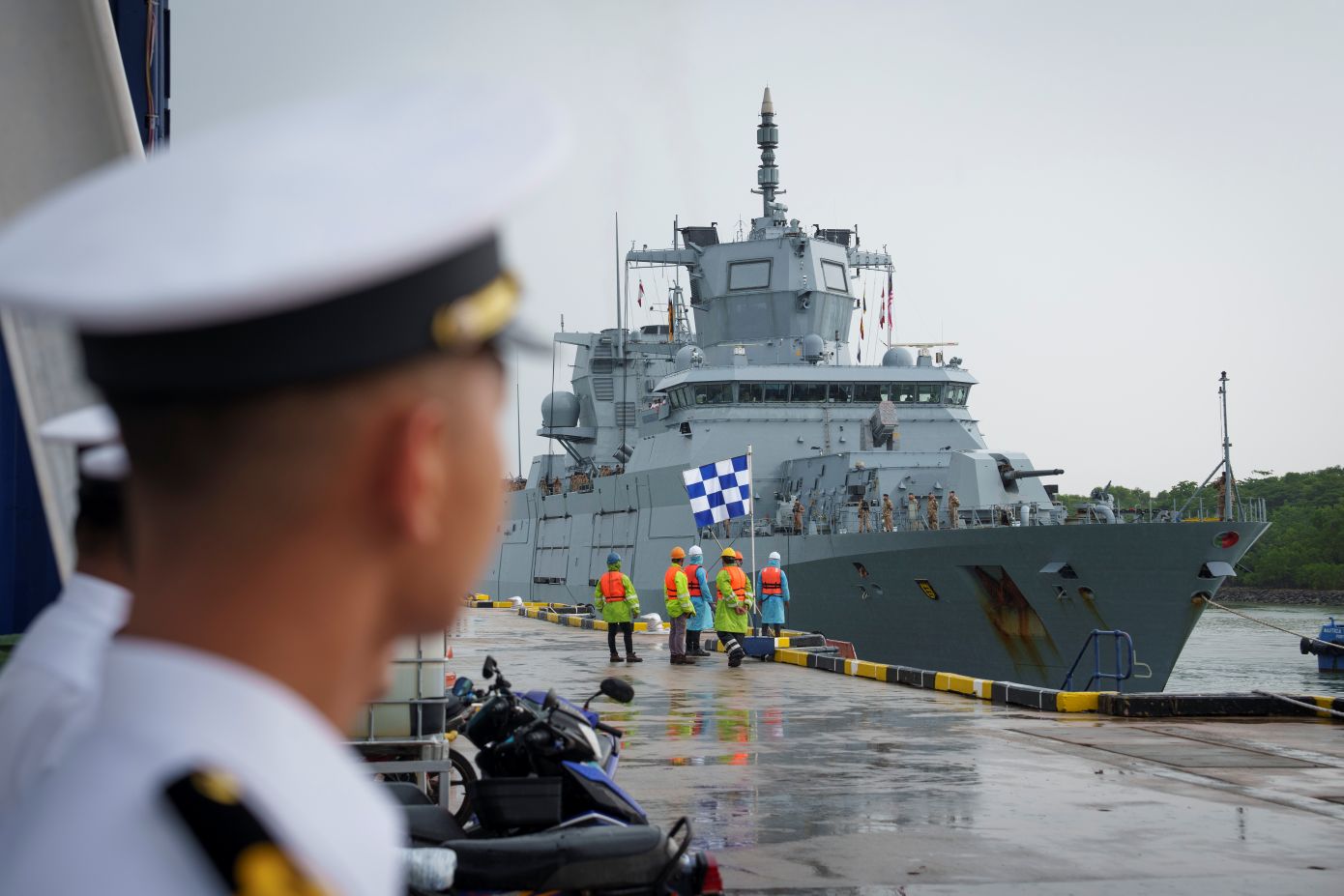 Σαμποτάζ σε γερμανικά πλοία: Με 19 βιβλιάρια τραπέζης ο Έλληνας μουσουλμάνος που συνελήφθη στη Ροδόπη &#8211; Τον έψαχναν από τον Οκτώβριο