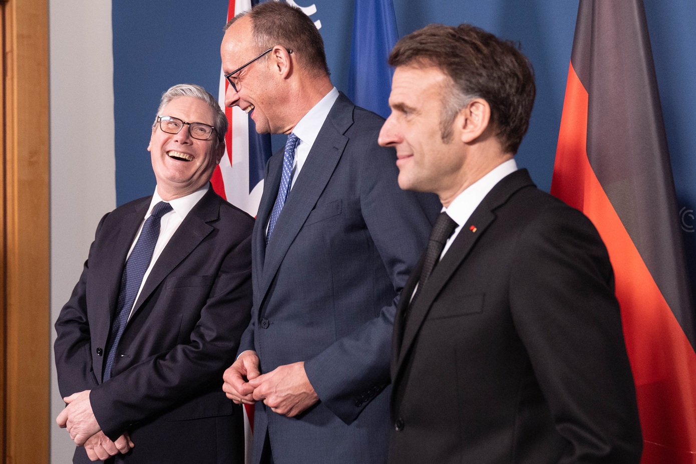 Politico: Οι ΗΠΑ και η Ευρώπη είναι πλέον σαν ένα ηλικιωμένο ζευγάρι που δεν χωρίζει, αλλά ζει σε ξεχωριστά δωμάτια