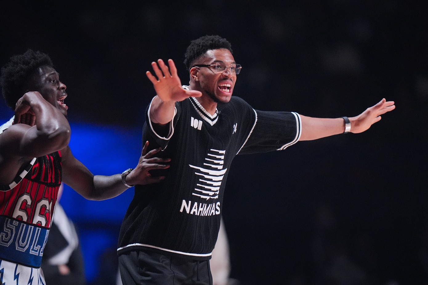 Celeb All Star Game: Νικήτρια στο ματς των «διασημοτήτων» η ομάδα του… κόουτς Γιάννη Αντετοκούνμπο