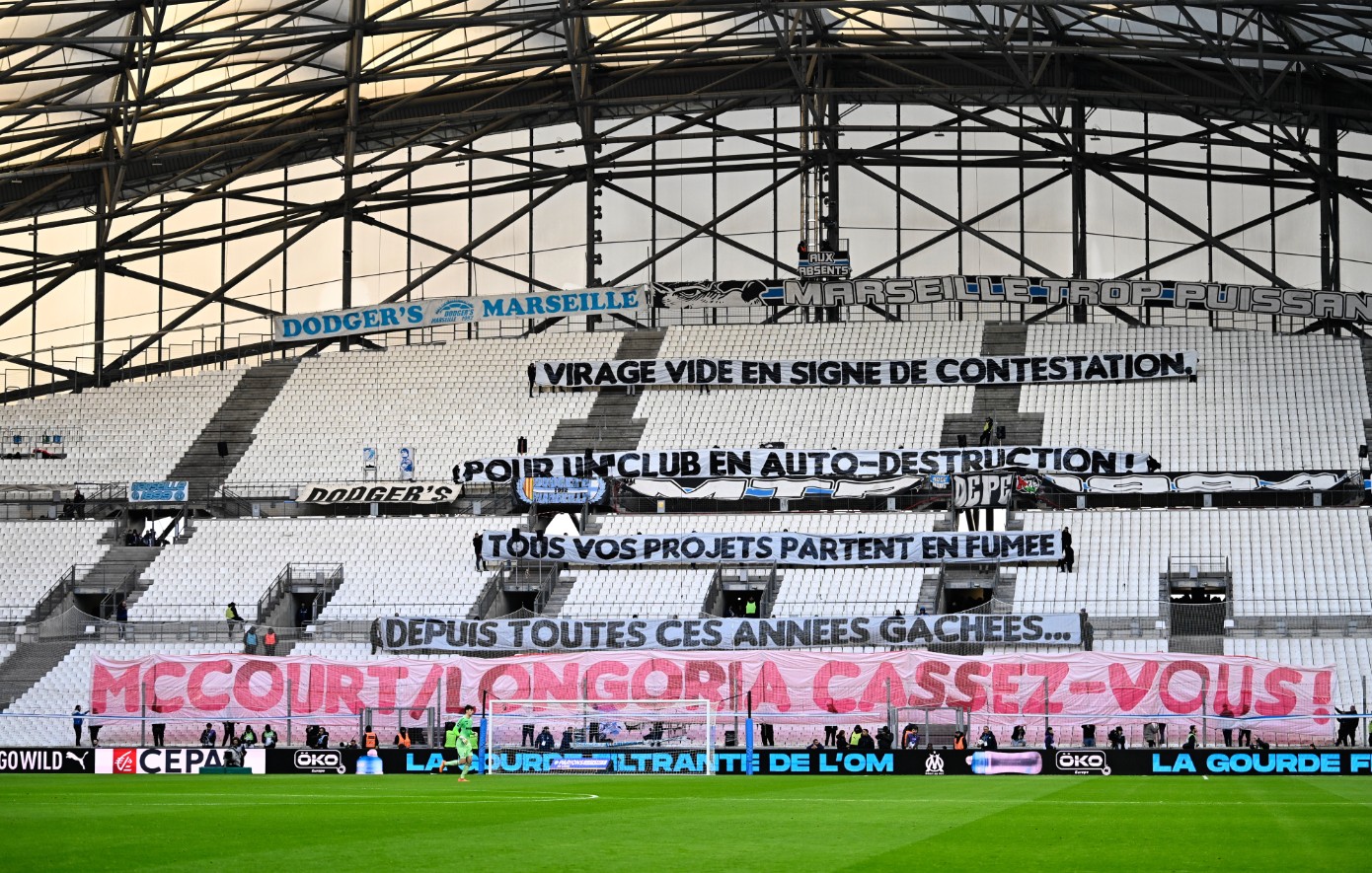Μαρσέιγ: Άδειο το Βελοντρόμ κόντρα στο Στρασβούργο, οργισμένοι οι οπαδοί