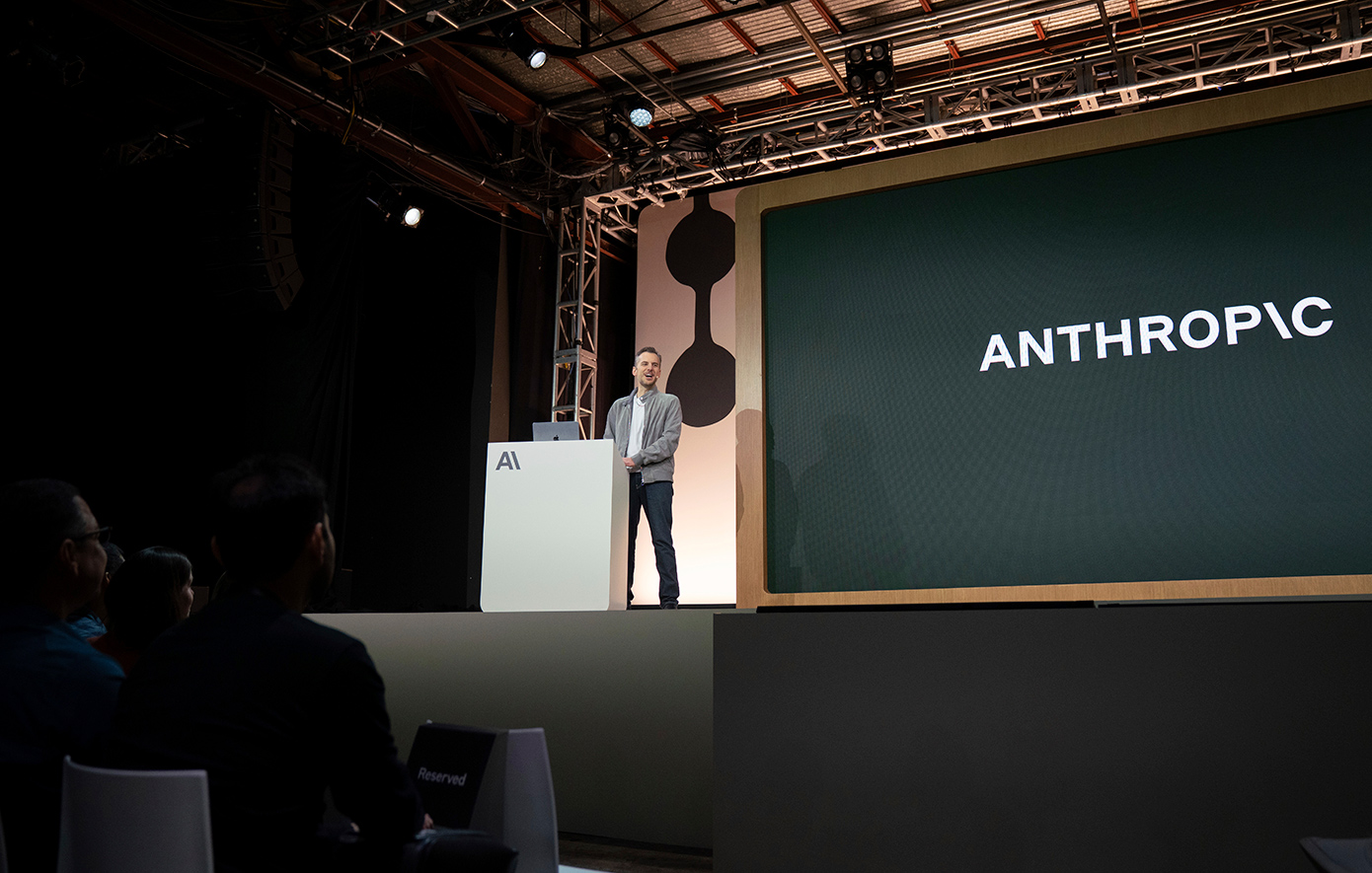 Πώς η νέα «απειλή» του AI εξαφάνισε 300 δισ. δολάρια μέσα σε λίγες ώρες