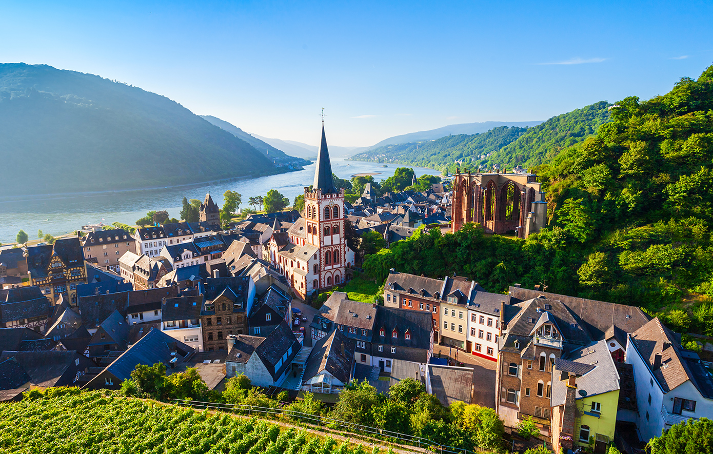 Bacharach: Ένα μεσαιωνικό χωριό παραδομένο στην κρυφή μαγεία του Ρήνου