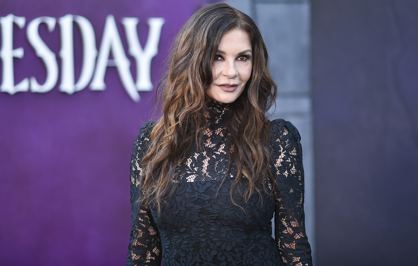 Η Κάθριν Ζέτα-Τζόουνς για τη ζωή μακριά από το Χόλιγουντ: «Δεν πήγα ποτέ στο Λος Άντζελες για δημόσιες σχέσεις»