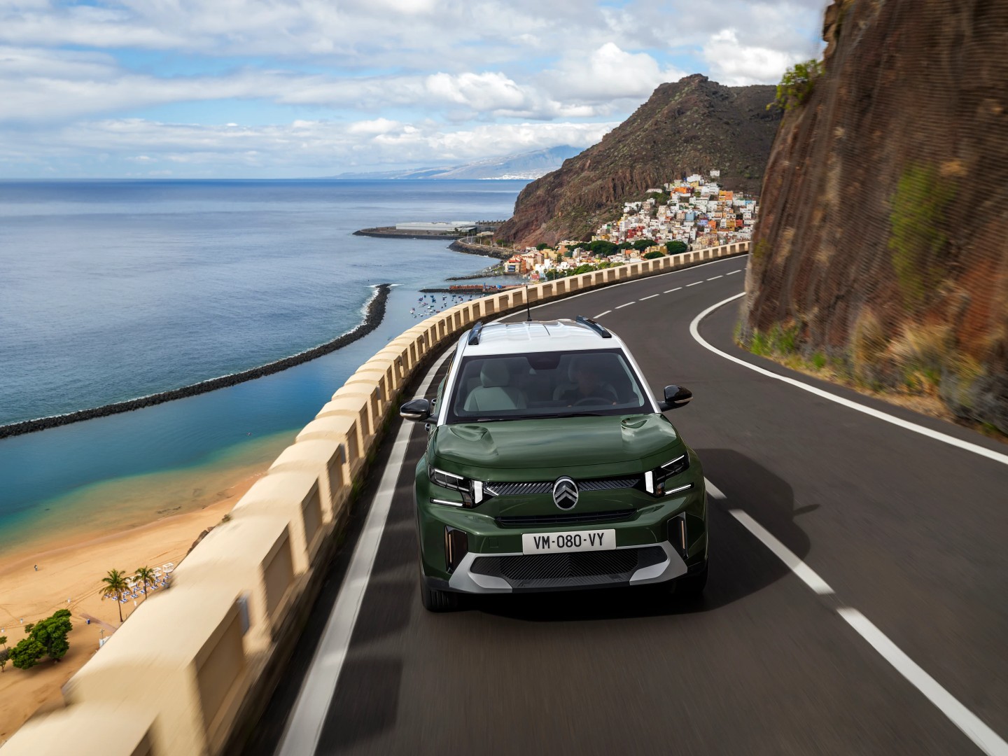 Στην Ελλάδα το νέο Citroën ë-C3 Aircross «Extended Range»