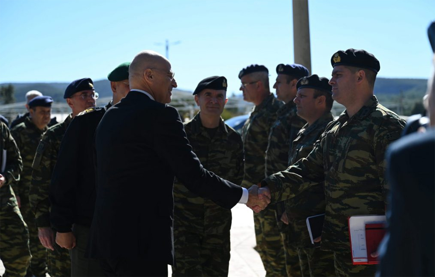 Δένδιας: Θητεία με ουσία και νέες ευκαιρίες για τους νέους – Τι αλλάζει