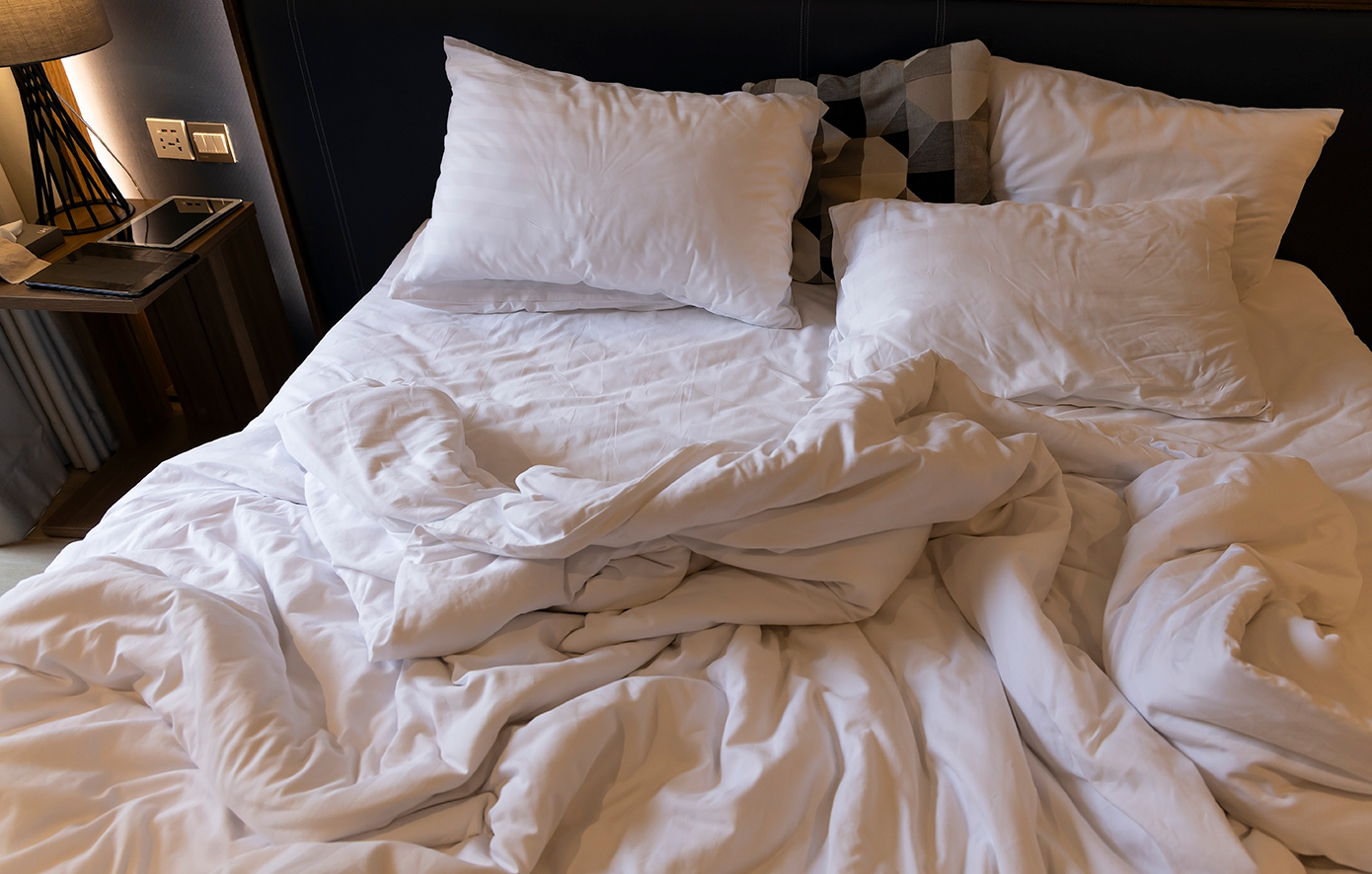 Πόσο ακατάστατο επιτρέπεται να αφήσετε το δωμάτιο του ξενοδοχείου σας;