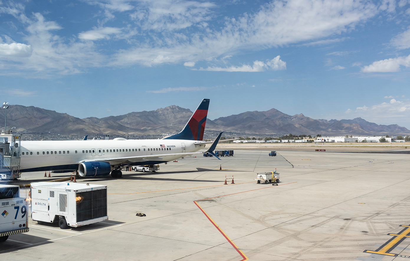 «Πόλεμος των Drones» στο Ελ Πάσο: Τα μεξικανικά καρτέλ «τύφλωσαν» το αεροδρόμιο