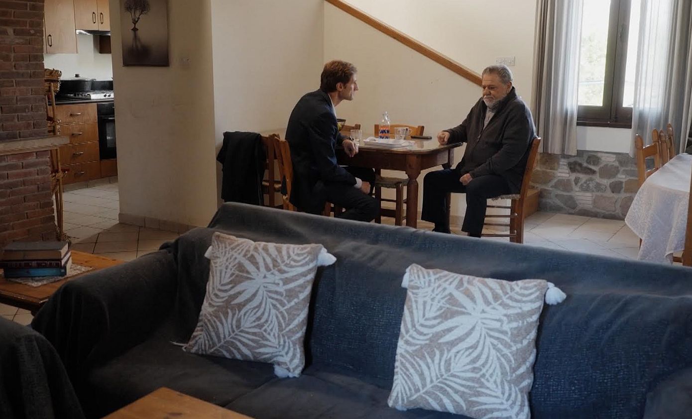 Γη της ελιάς: Οι υποψίες του Λυκούργου για τη σχέση Κωνσταντίνου και Φρύνης  επιβεβαιώνονται