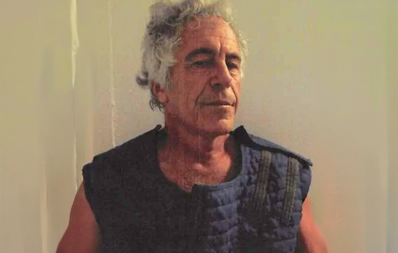 Δεν κρεμάστηκε ο Τζέφρι Έπσταϊν, αλλά στραγγαλίστηκε – Τι υποστηρίζει γιατρός που παρέστη στη νεκροψία του χρηματιστή